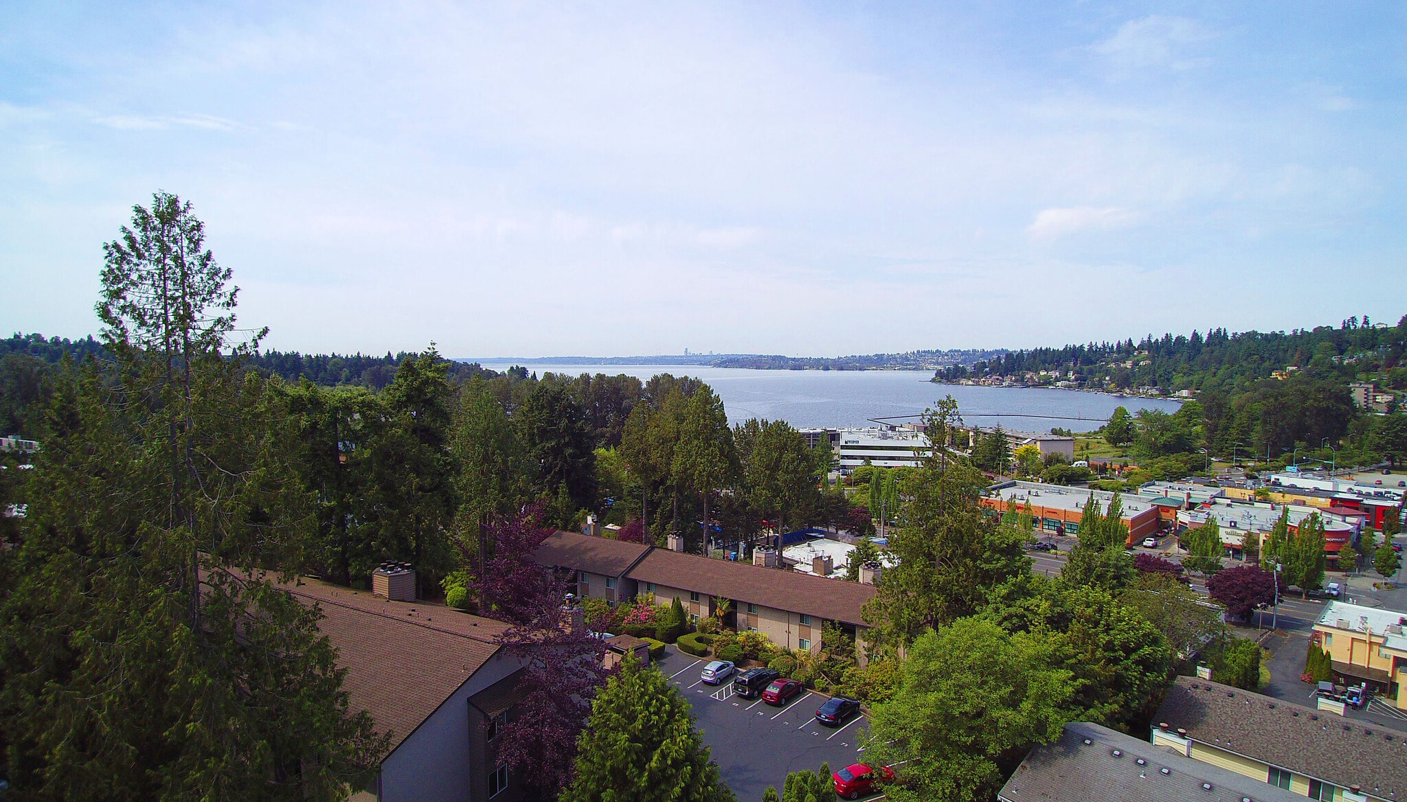 Close proximity to Lake Washington - 11711 100th Ave NE