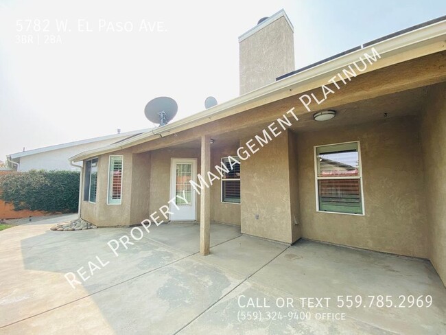 Building Photo - $2,300 Fresno Bluffs, 3 Bedroom, Solar Pan...