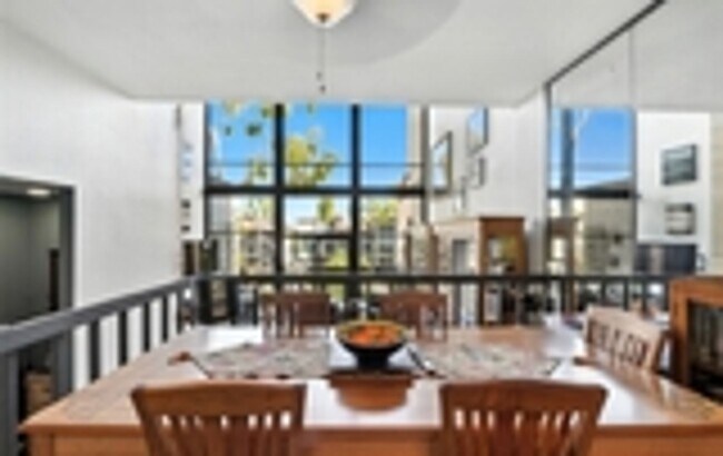 Building Photo - UNFURNISHED | Rent Credit Available on 12- or 15-Month Lease Save $1800 to $2100 for lease term