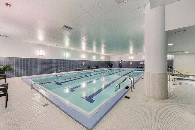 Building Photo - 505 N Lake Shore Dr