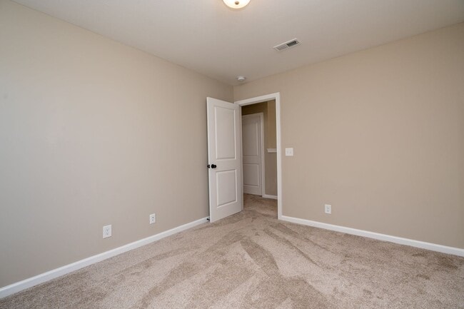 Building Photo - 1325 Shockey Dr
