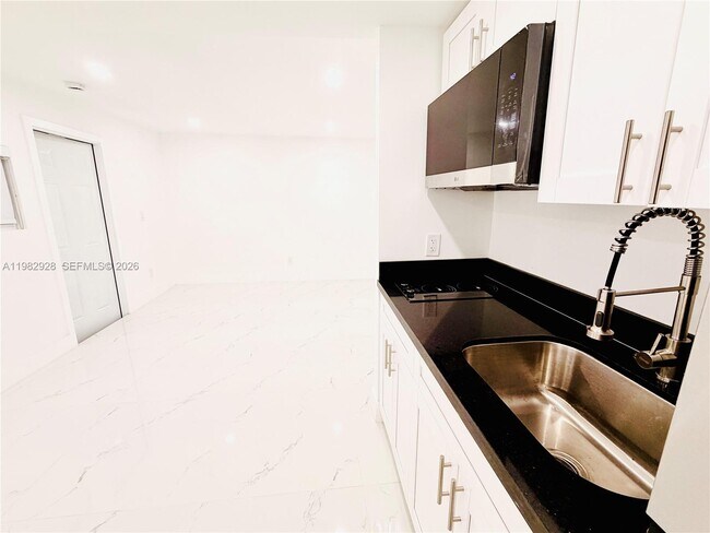 Building Photo - 3354 NW 50th St