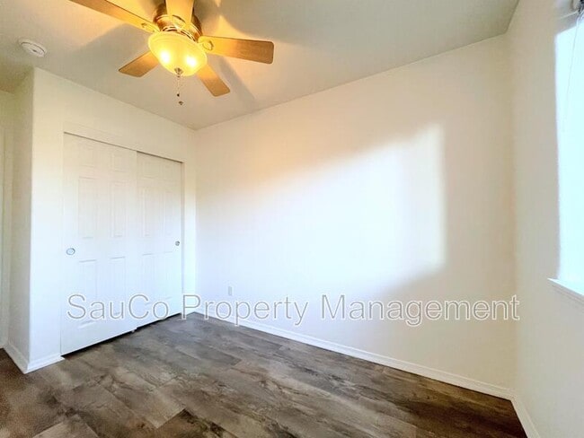 Building Photo - 20018 SW Monson St