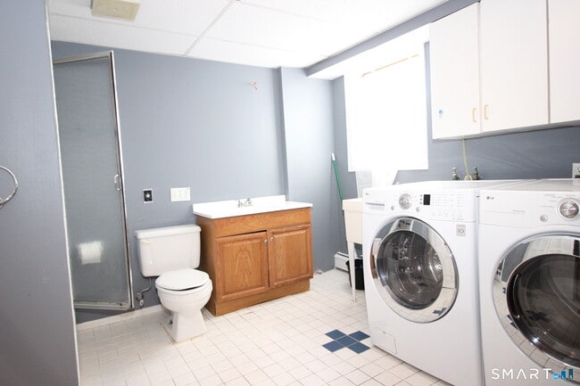 Building Photo - 76 Elliott Rd