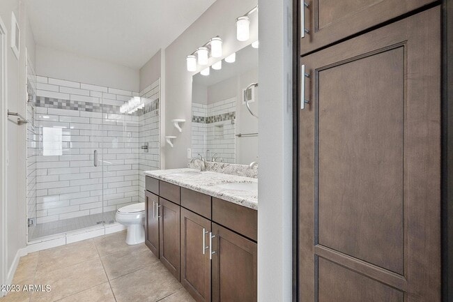 Building Photo - 2511 W Queen Creek Rd