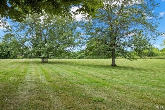 Building Photo - 2943 Lumbard Rd