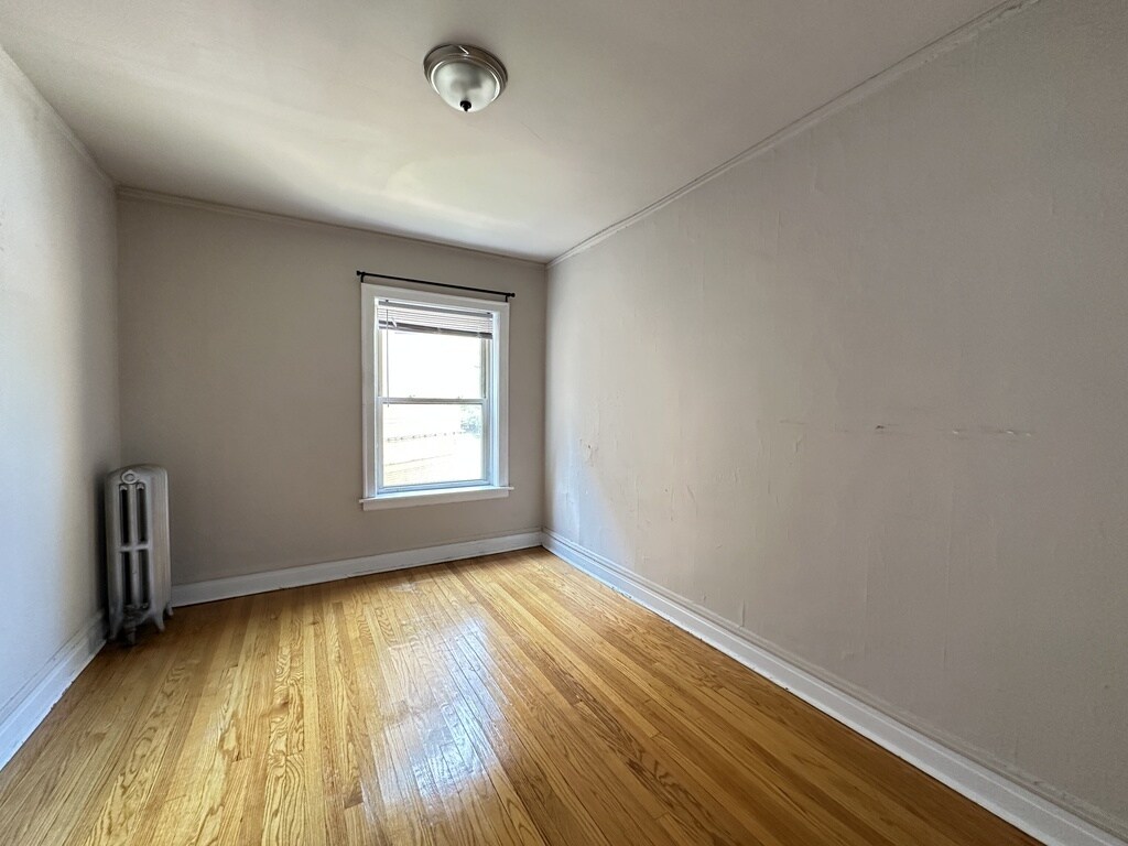 Building Photo - 3577 N Milwaukee Ave