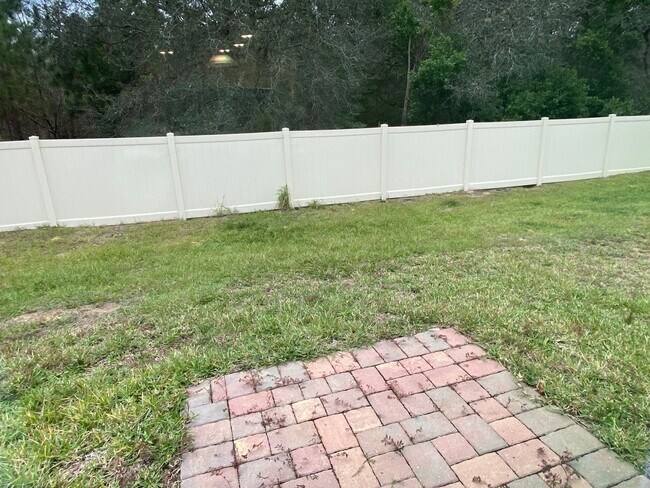 Building Photo - 3 Bedroom 2 Bath Home in Orchid Terrace for RENT!