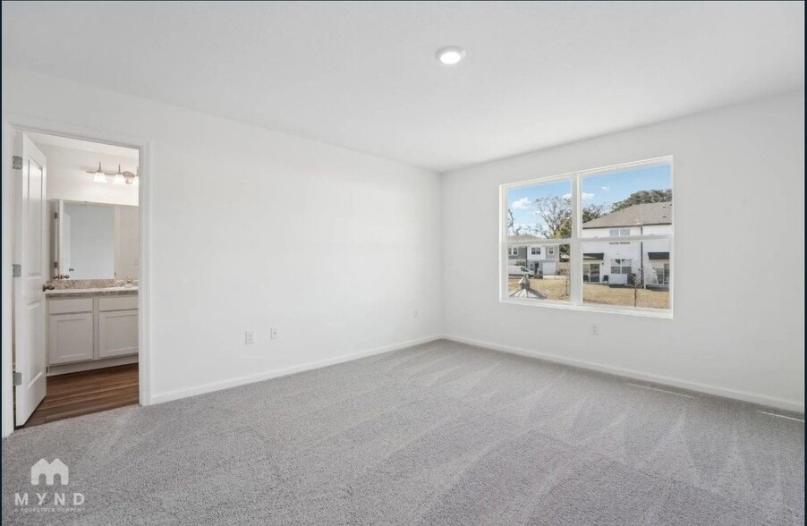 Building Photo - 3017 Fulong Dr