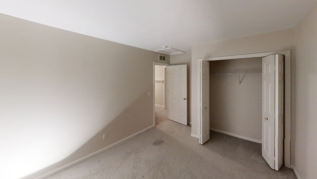 Building Photo - 10156 E Avondale Cir