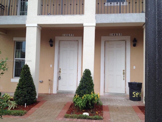 Building Photo - 14657 SW 14th St