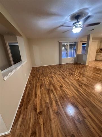 Building Photo - 809 Essex Dr