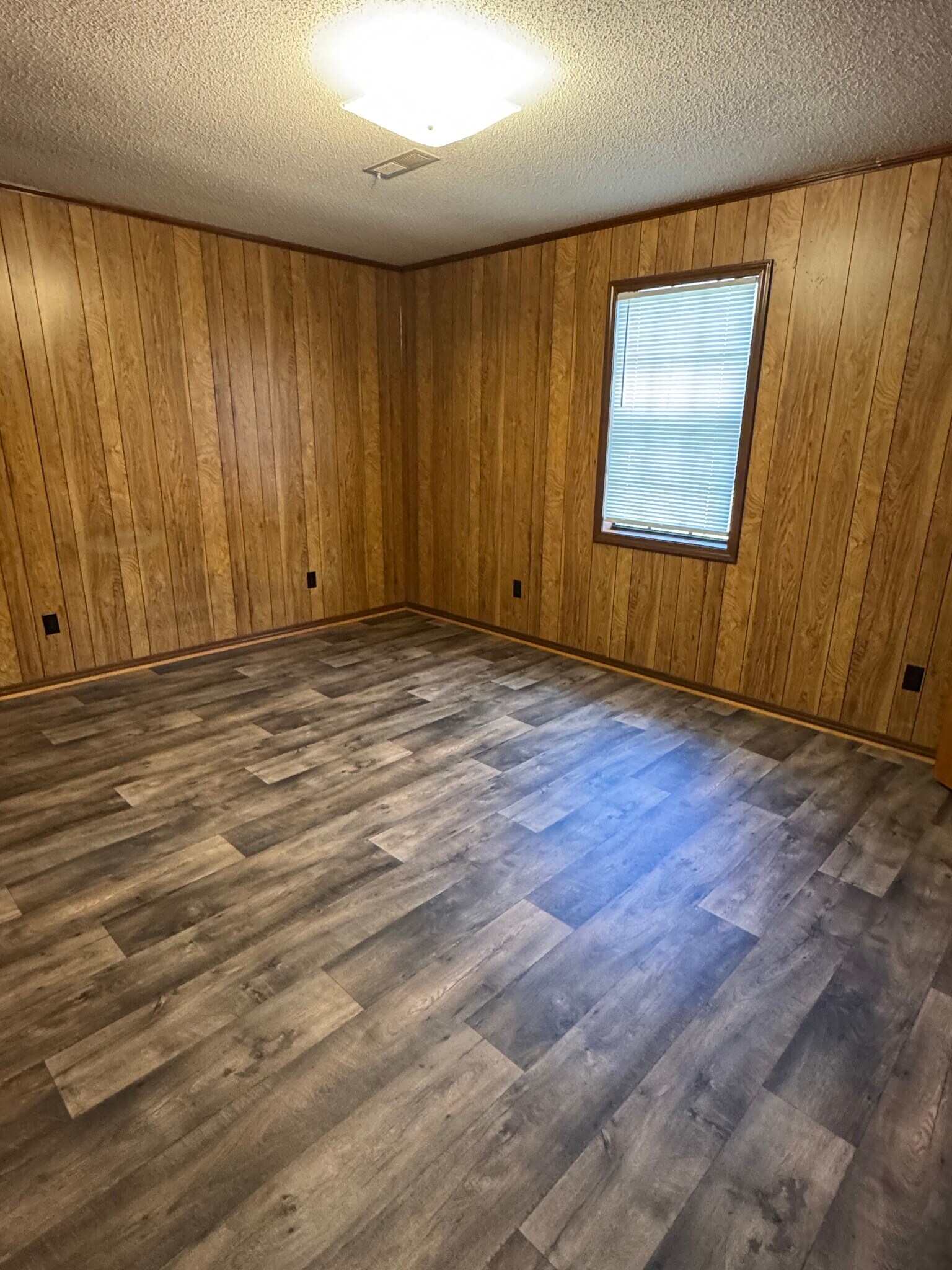 Building Photo - 812 Blackwell Dairy Rd