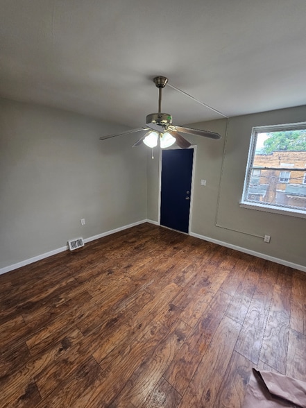 Building Photo - 640 Hollace St