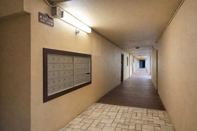 Building Photo - 3490 Foxcroft Rd