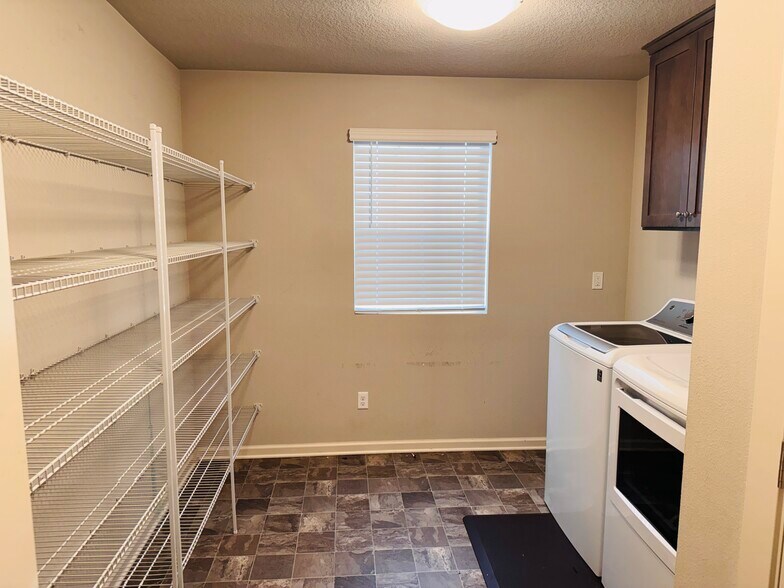 Second Floor Laundry Room - 4124 SW Mawrcrest Ave