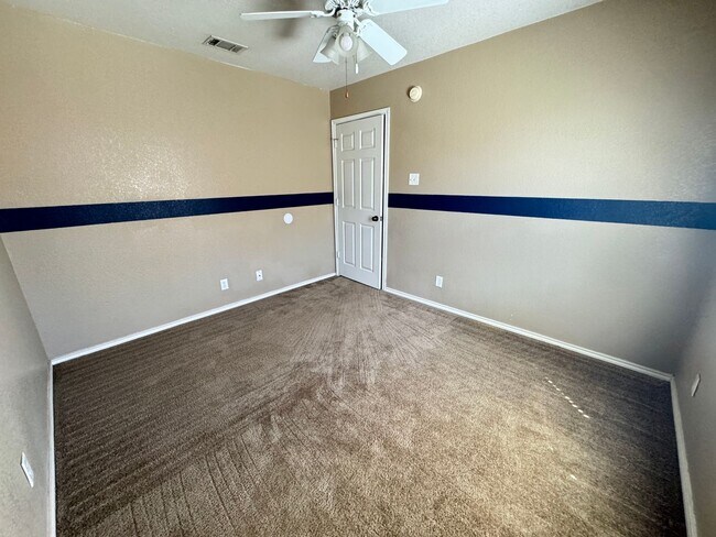 Building Photo - 4-Bedroom House for Rent in Killeen