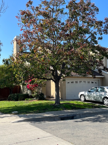Primary Photo - 41659 Carol Terrace