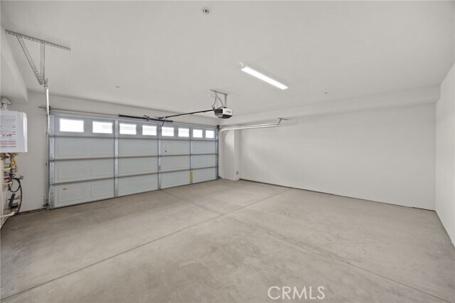Building Photo - 2109 N White Ave