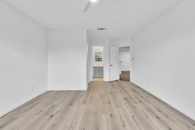 Building Photo - 11225 W Atlantic Blvd