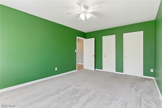 Building Photo - 15820 Van Aken Blvd