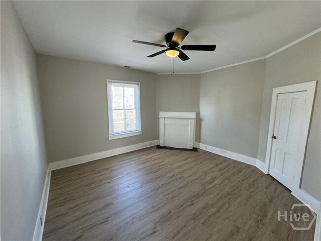 Building Photo - 1112 E Anderson St