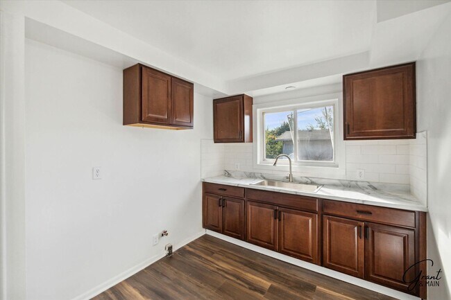 Building Photo - 15470/15472 Greenfield - Vibe Real Estate Investments LLC