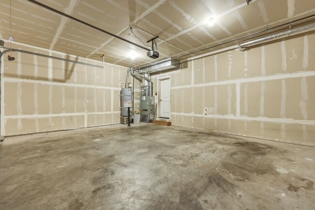 Building Photo - 4 bedrooms 2.5 baths 1826 sq.ft. Olympia School District