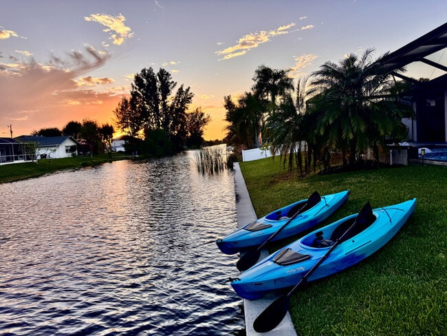 Building Photo - 414 SE 21st Terrace