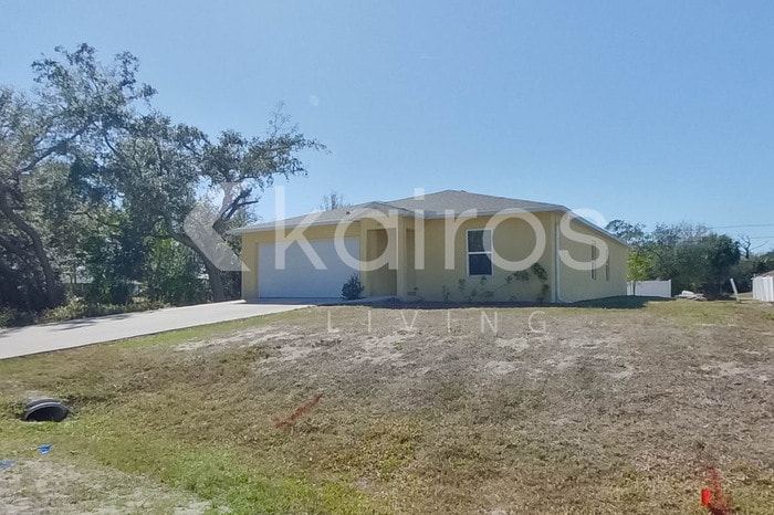 Building Photo - 262 Grenada St NW