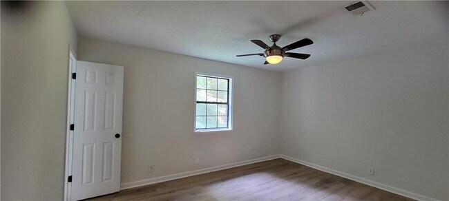 Building Photo - 1752 Mitzi Ct
