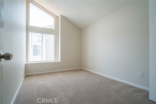 Building Photo - 17121 Green Ln