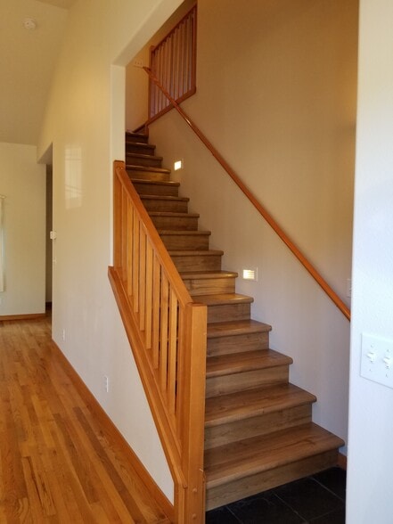 Building Photo - 3532 Skylark Loop