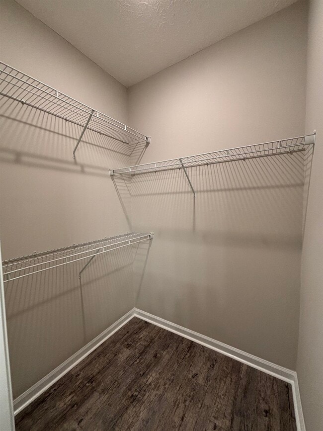 Building Photo - 227 Leste Rd