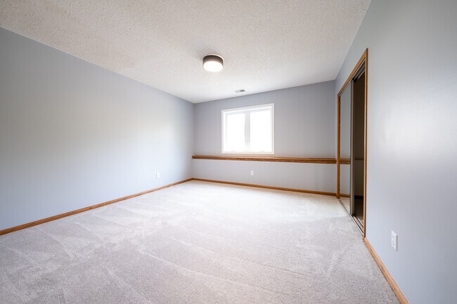 Building Photo - 16920 81st Pl N
