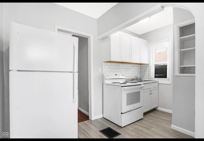 Building Photo - 521 S Arlington Ave
