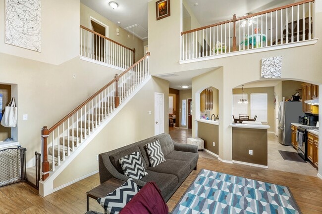 Building Photo - 17611 Haywood Oaks Dr