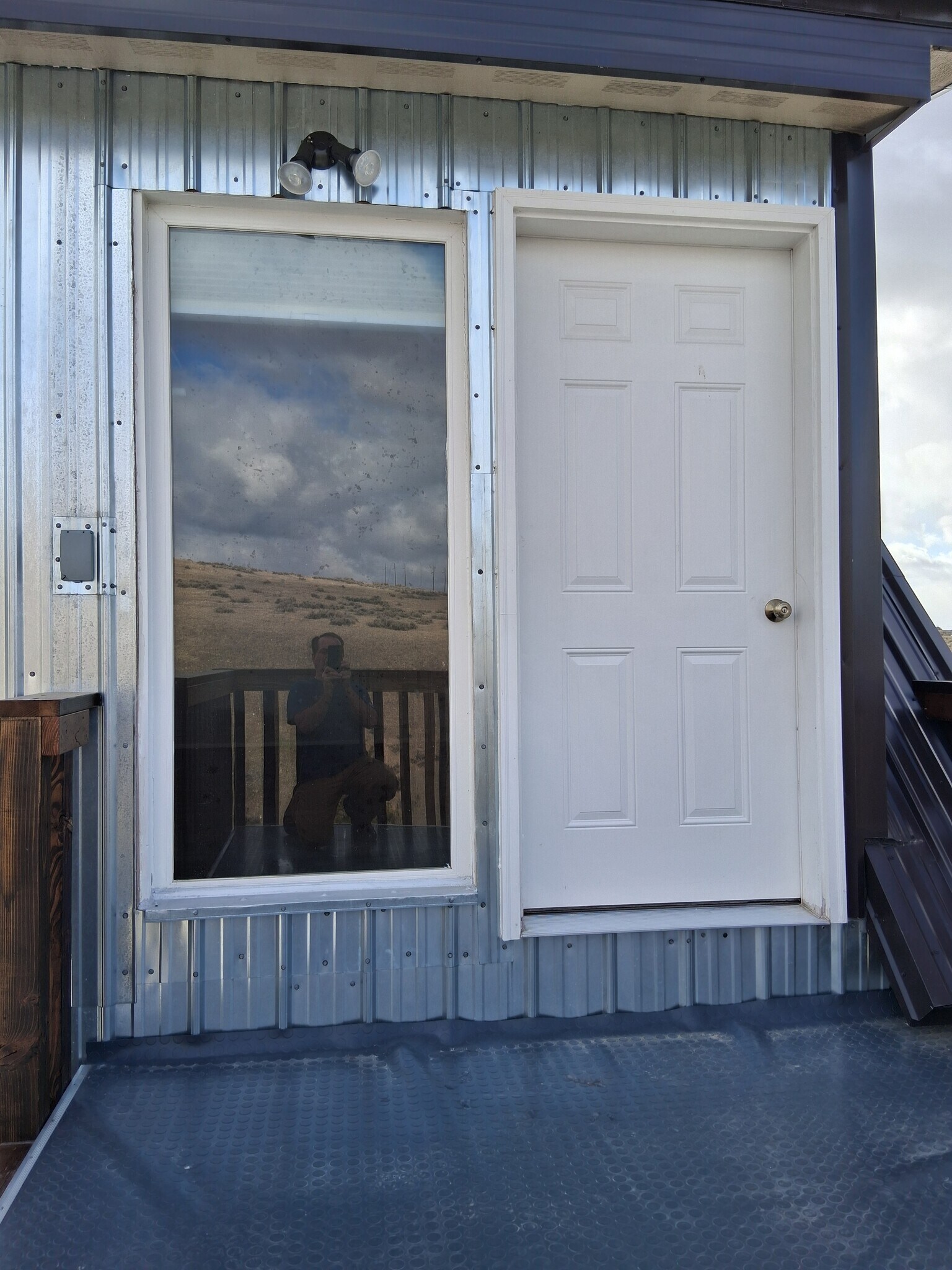 Building Photo - 600 Three Mile Dr N