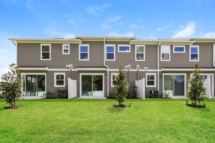Building Photo - 1453 Tristar Dr