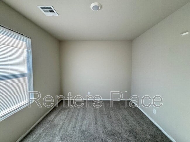 Building Photo - 15824 Appaloosa St