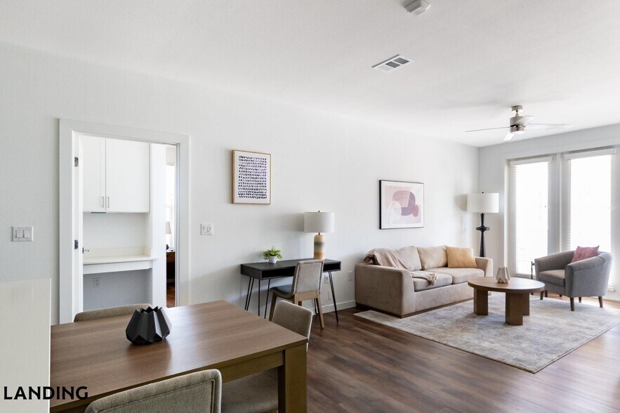 Building Photo - 5511 Caprock Smt Dr
