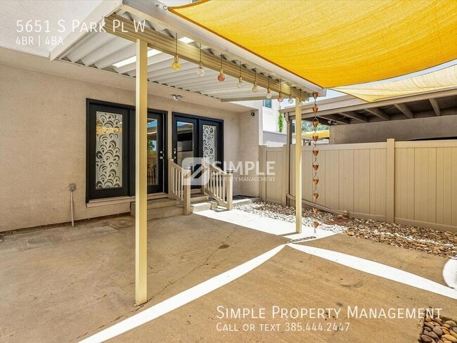 Building Photo - 5651 S Park Pl W