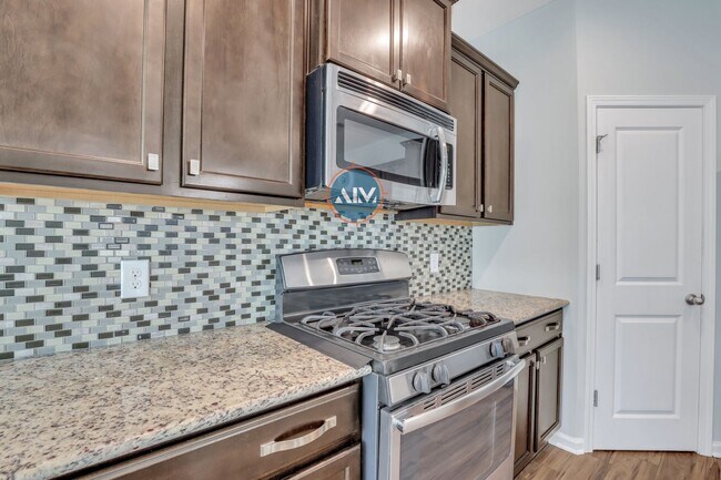 Primary Photo - Upgraded 4BR in Heritage at New Riverside ...