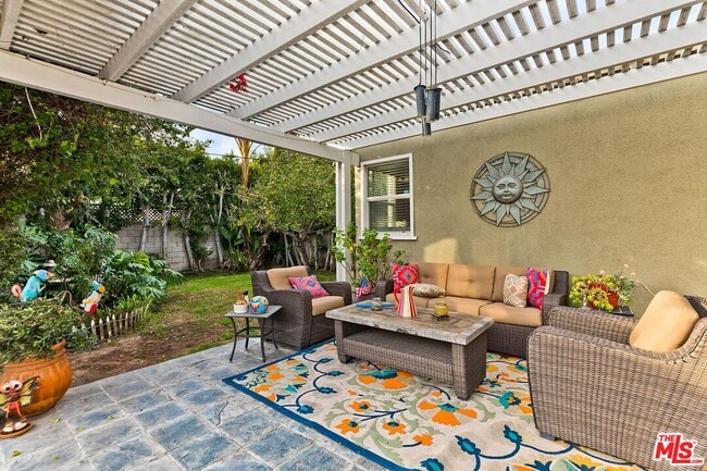 Building Photo - 1923 S Crescent Heights Blvd