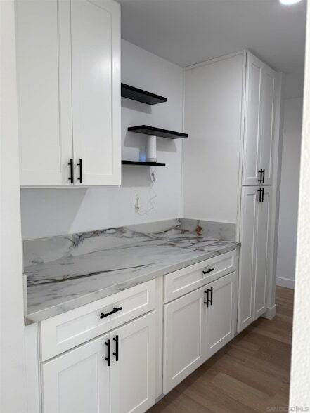 Building Photo - 664 Carefree Dr