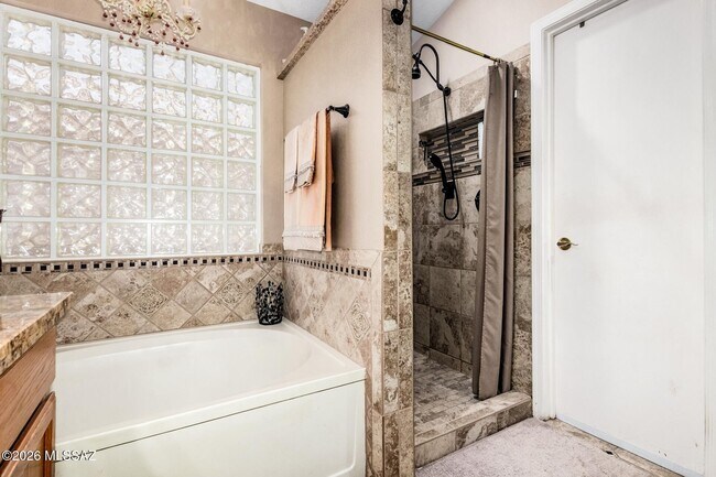 Building Photo - 2675 W Mystic Mountain Dr