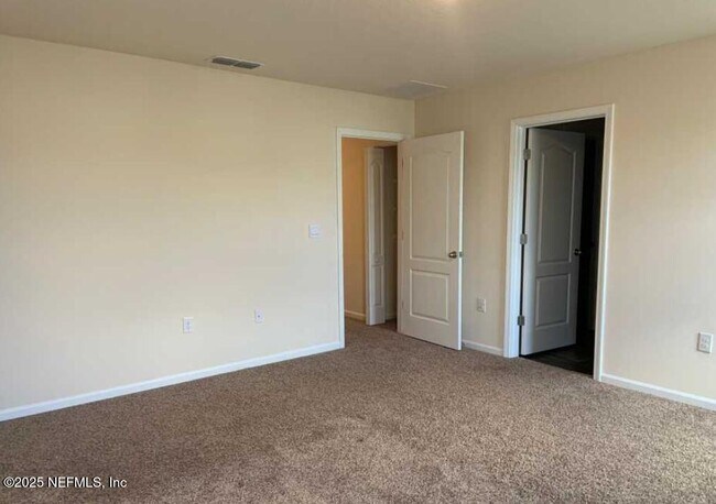 Building Photo - 15747 Equine Gait Dr