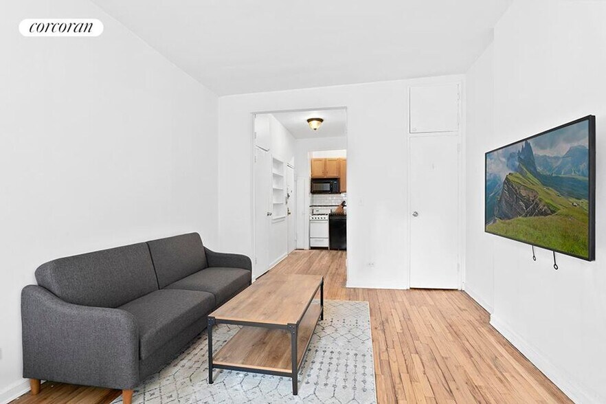 Primary Photo - 430 E 85th St