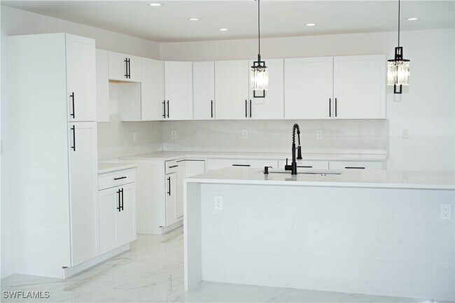 Building Photo - 415 NW 18th Terrace