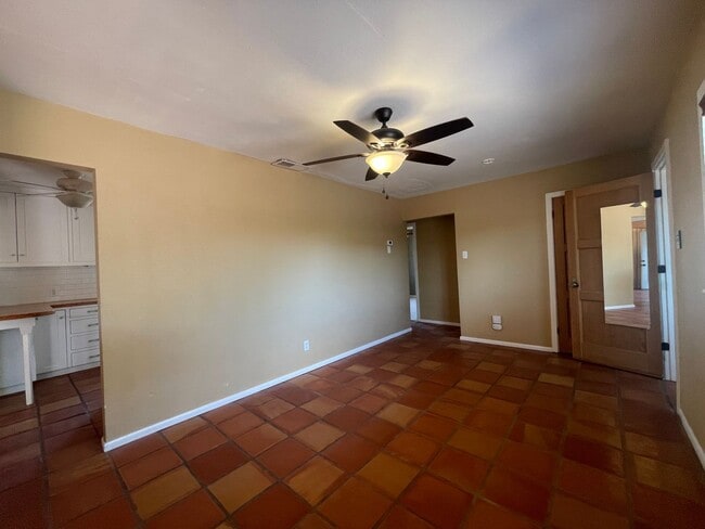 Building Photo - Quality Home in the Northwest!